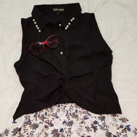 Pearl detail black twisted top - Picture 3 of 3